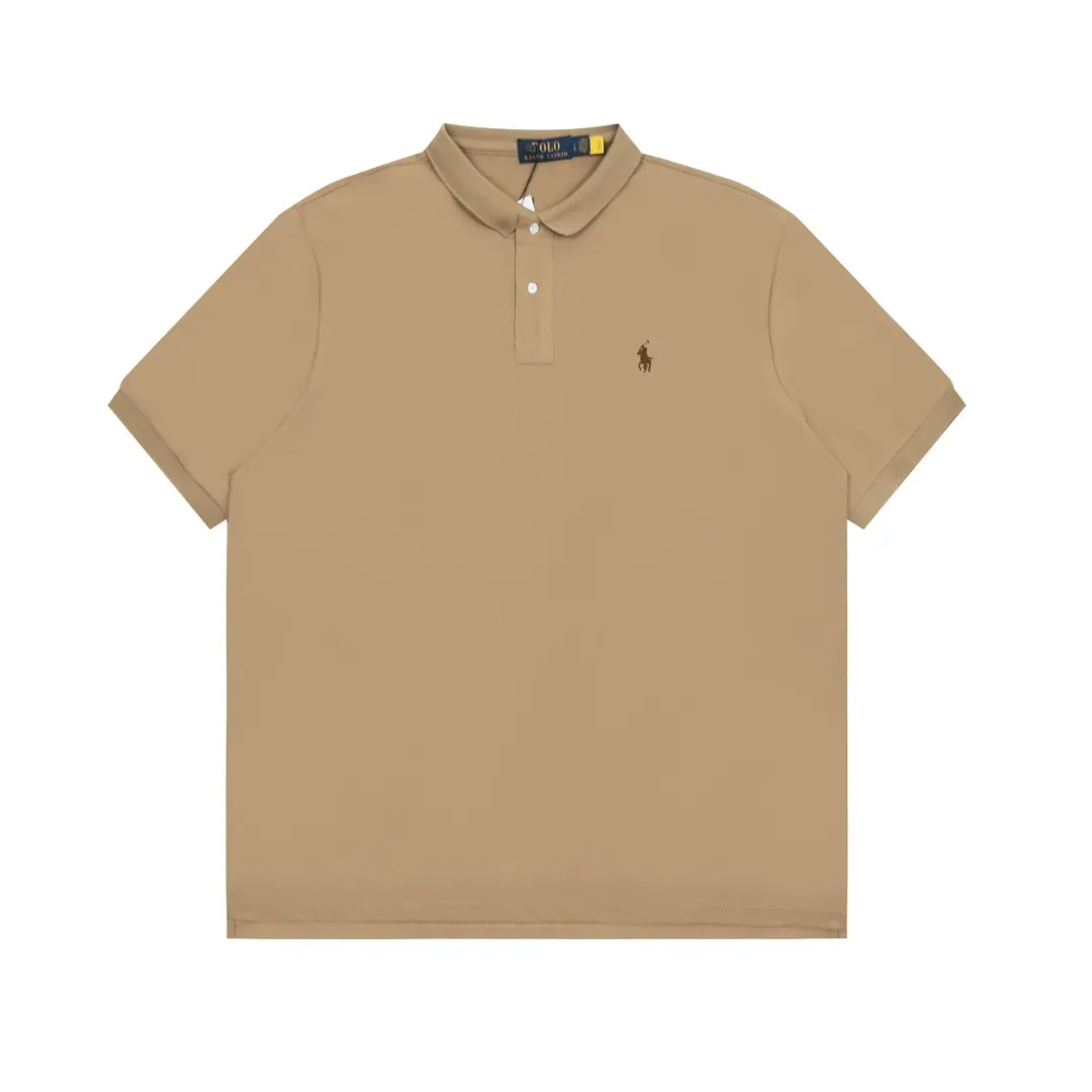 🅿️152 "Top quality" Style number: DS001# (not off the shelves all year round) [Ralph Lauren classic pony embroidered lapel POLO short sleeves] ✅Ralph Lauren Ralph Lauren classic basic versatile POLO short sleeves ✅Main supply platform live broadcast Wholesale entities will be replenished when out of stock Not removed from the shelves ✅ZP quality 1:1 version Scan the code to enter the GF website Z cabinet quality ✅Detailed quality The only one in Guangzhou Imported pique fabrics Mainly high-end, cost-effective and good quality. Needless to say, the version is restored to the original version. The maximum size can be worn up to 210 pounds. Loose, comfortable and stress-free. ✅Wear for work and life. Suitable for various occasions. A must-have recommendation for couples. Size: